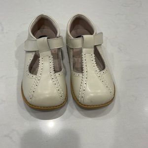 Live & Luca Bone colored t-strap Mary Jane. Size 2 GUC